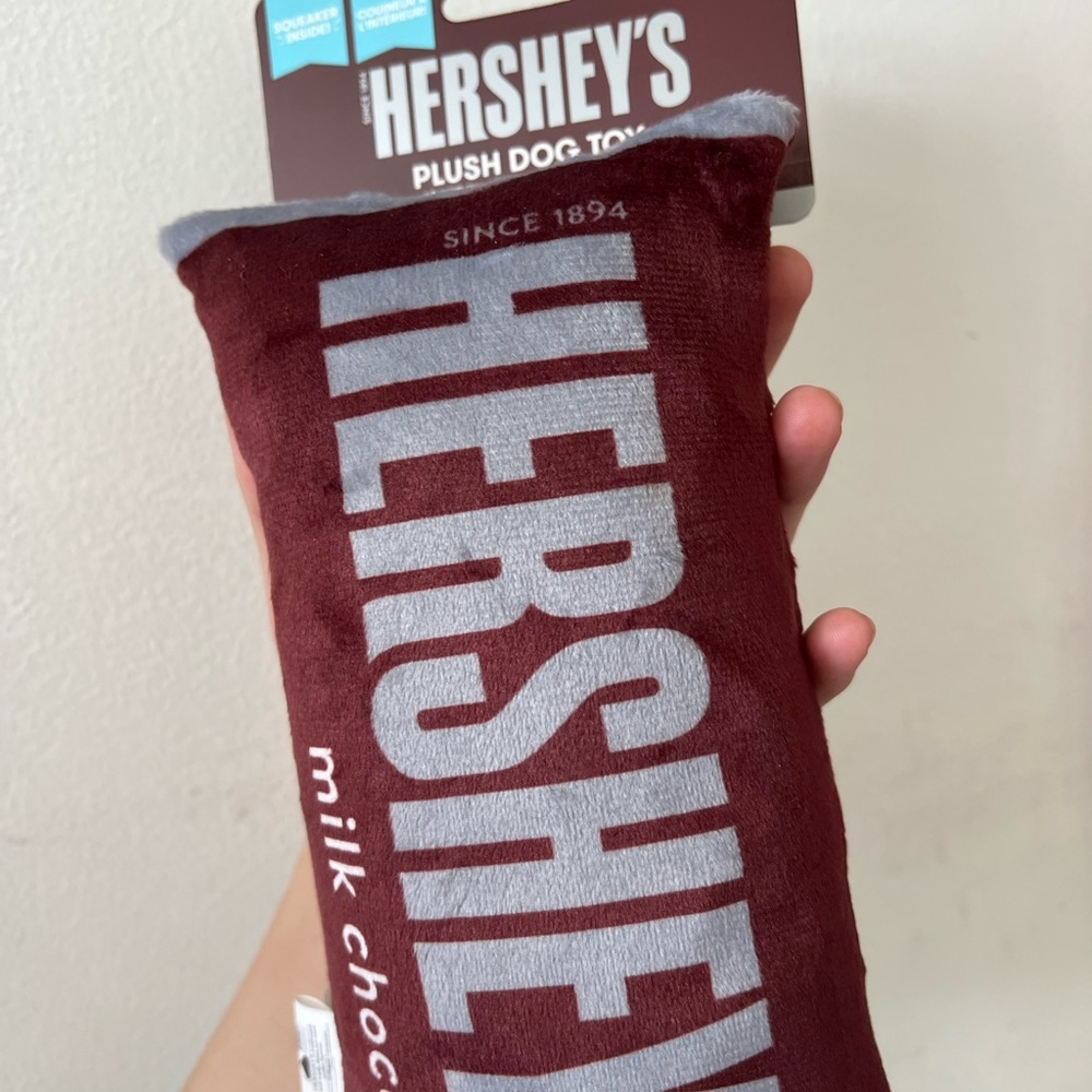 Hershey's Plush Dog Toy NWT